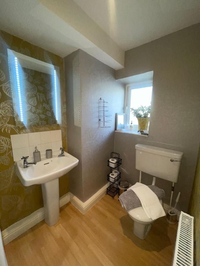Cocketts Hotel Hawes Bagian luar foto
