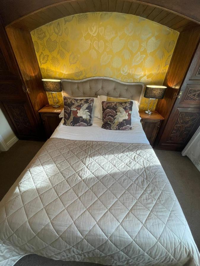 Cocketts Hotel Hawes Bagian luar foto
