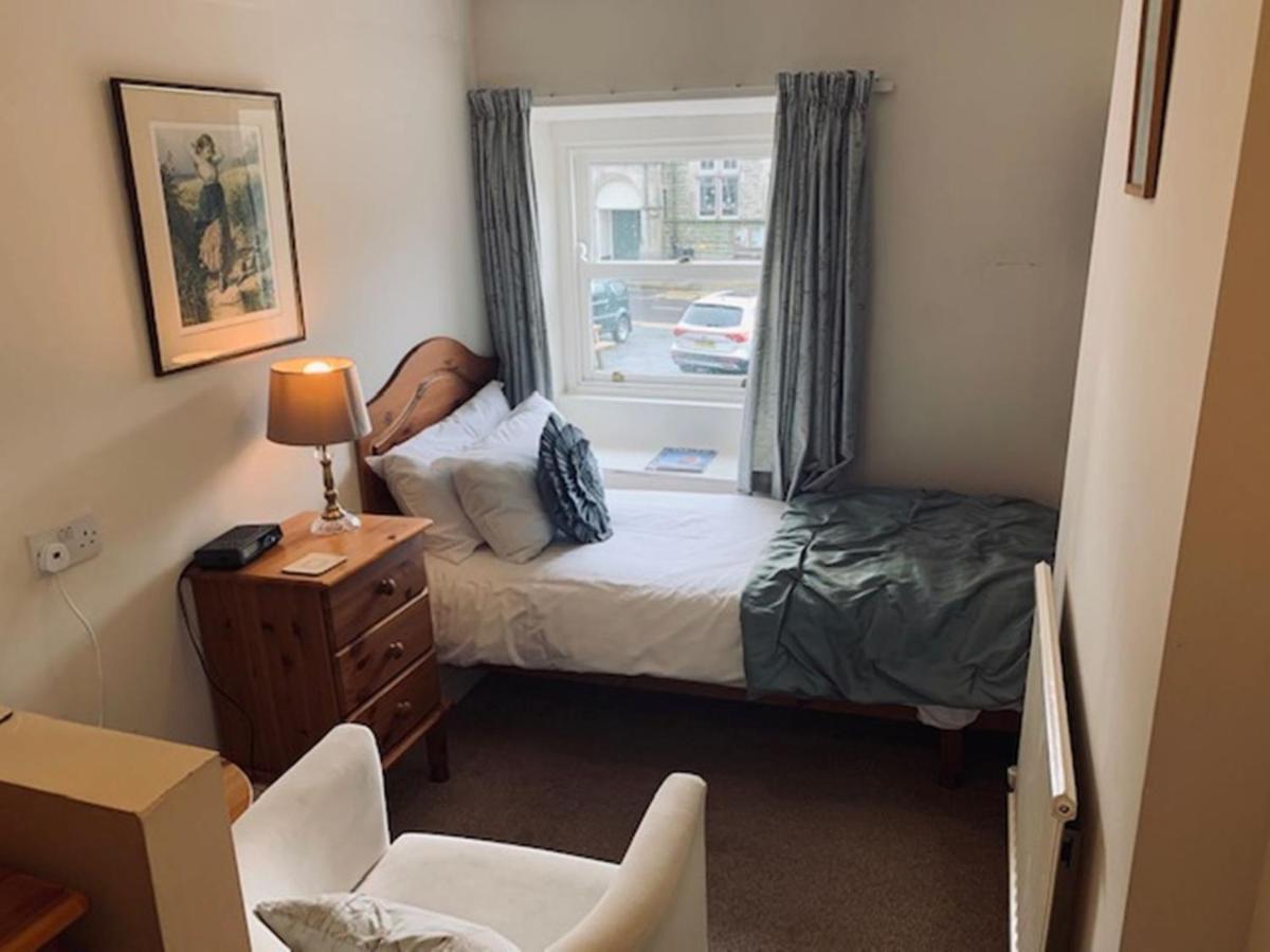Cocketts Hotel Hawes Bagian luar foto